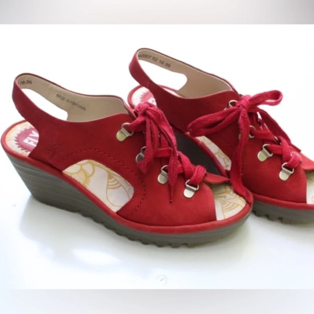 Fly London Ylfa wedges